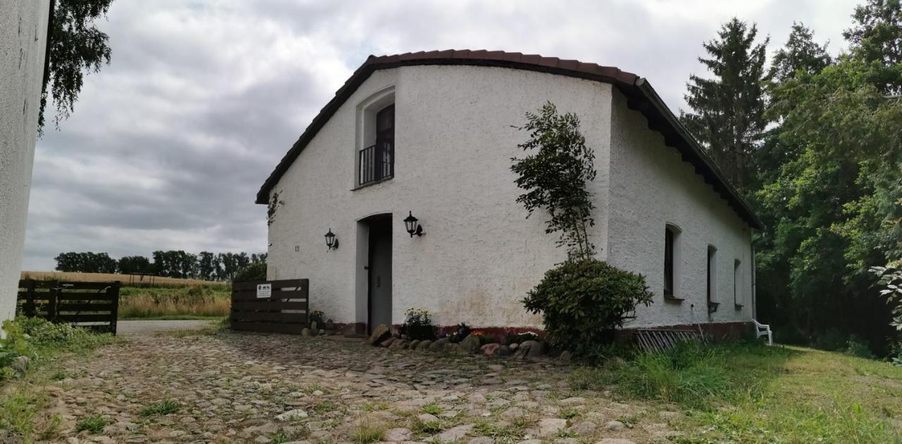 Gemuetliches Ferienhaus "An Der Schilde" In Renzow Buitenkant foto